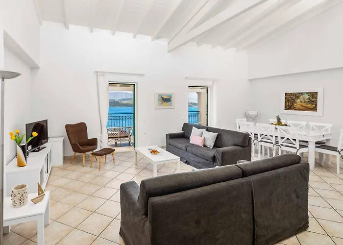 Zeus Villa *